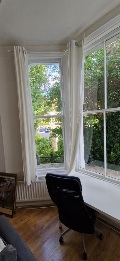 Apartament Primrose Hill - Charming, Cosy, 2 Double Bedrooms
